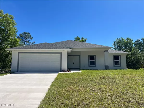 1202 Canton AVE, Lehigh Acres, FL 33972