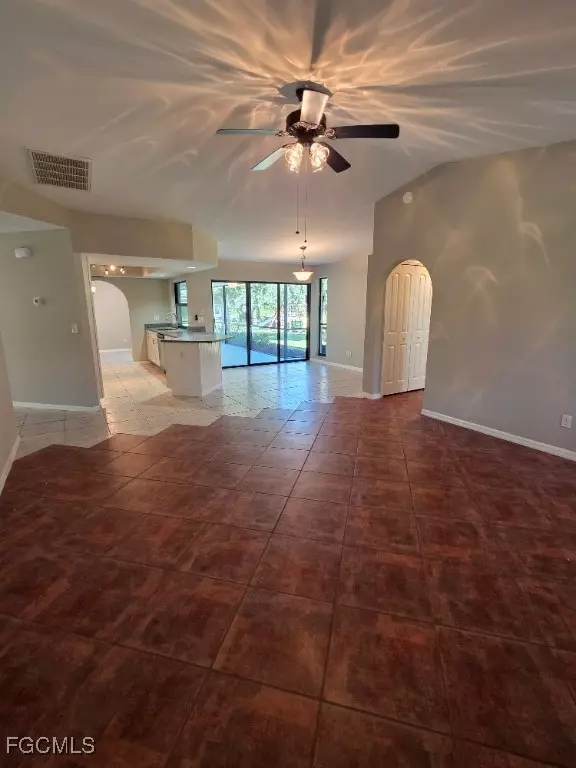 Alva, FL 33920,21151 Captain Nelson CT