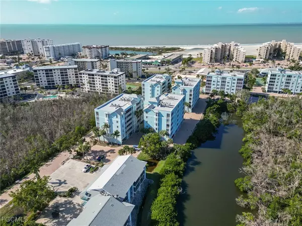 Fort Myers Beach, FL 33931,22712 Island Pines WAY #301
