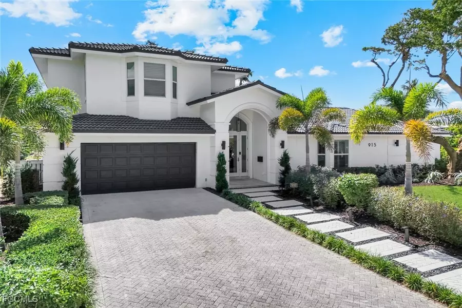 915 Pecten CT, Sanibel, FL 33957