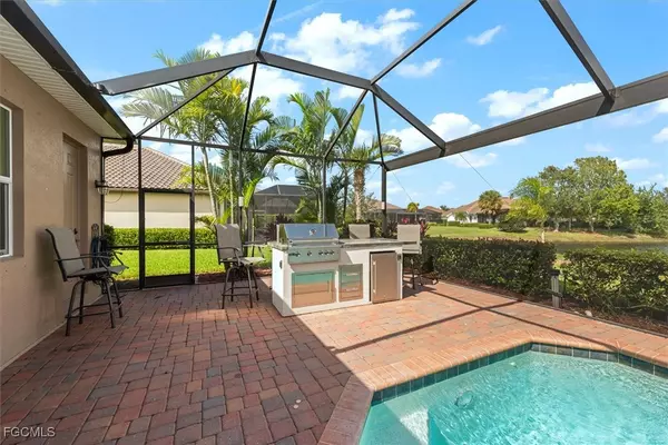 Alva, FL 33920,3370 Chestnut Grove DR