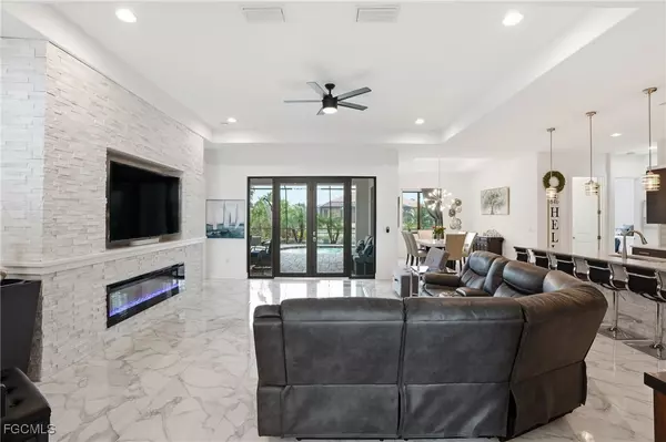 Cape Coral, FL 33991,1217 SW 15th TER