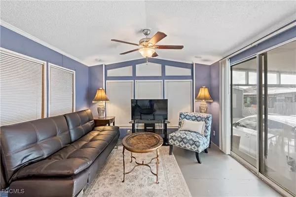 Fort Myers, FL 33908,5756 Pink Panther DR