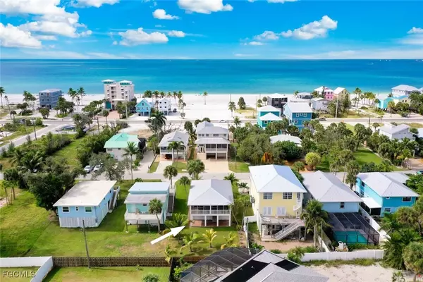 5379 Palmetto ST, Fort Myers Beach, FL 33931