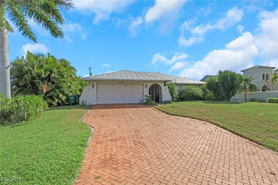 2102 SW 49th ST, Cape Coral, FL 33914