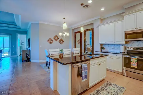 Naples, FL 34113,7202 Dominica DR