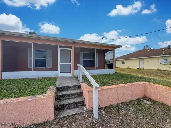 Lehigh Acres, FL 33973,5231 27th ST SW