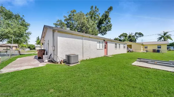 Fort Myers, FL 33905,3971 Manassas CT