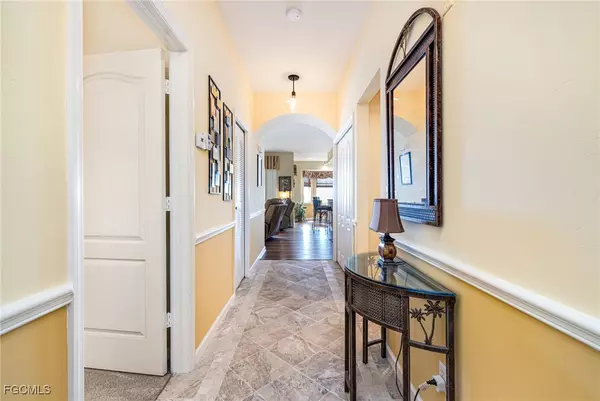 Fort Myers, FL 33966,8086 Queen Palm LN #341