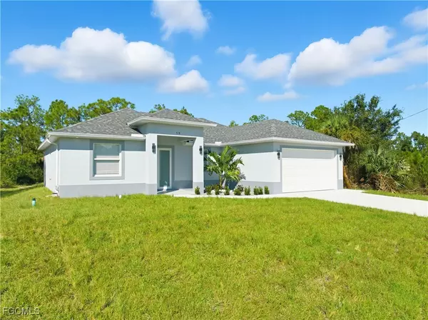 Lehigh Acres, FL 33974,518 Harry Thayer AVE S