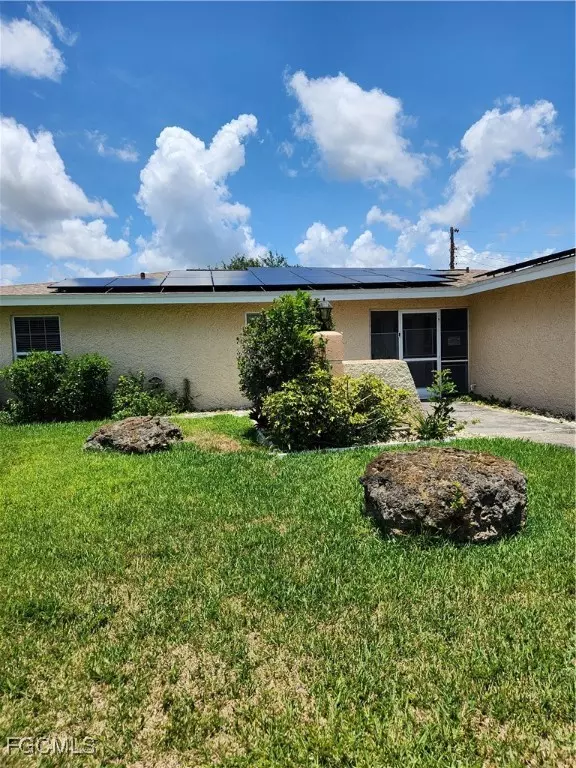 207 SE 47th TER, Cape Coral, FL 33904