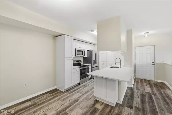 Fort Myers, FL 33966,6321 Aragon WAY #305