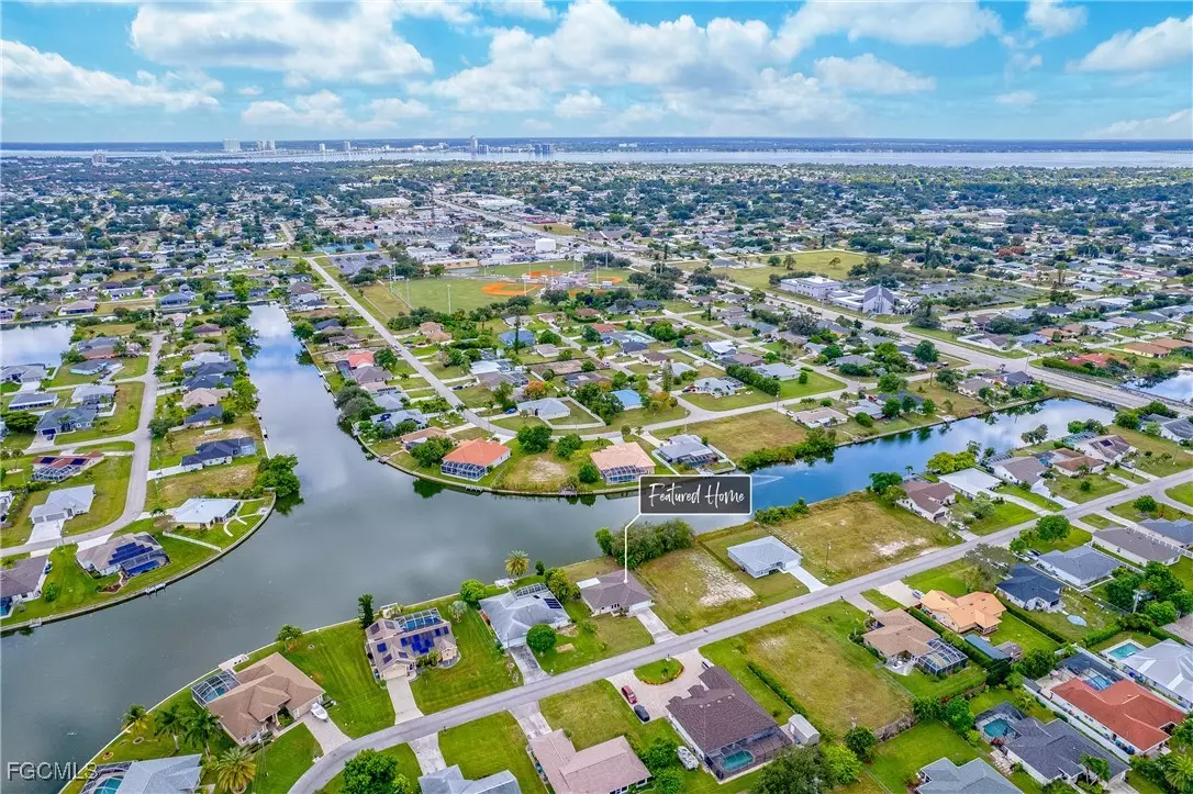 Cape Coral, FL 33909,109 NE 20th CT