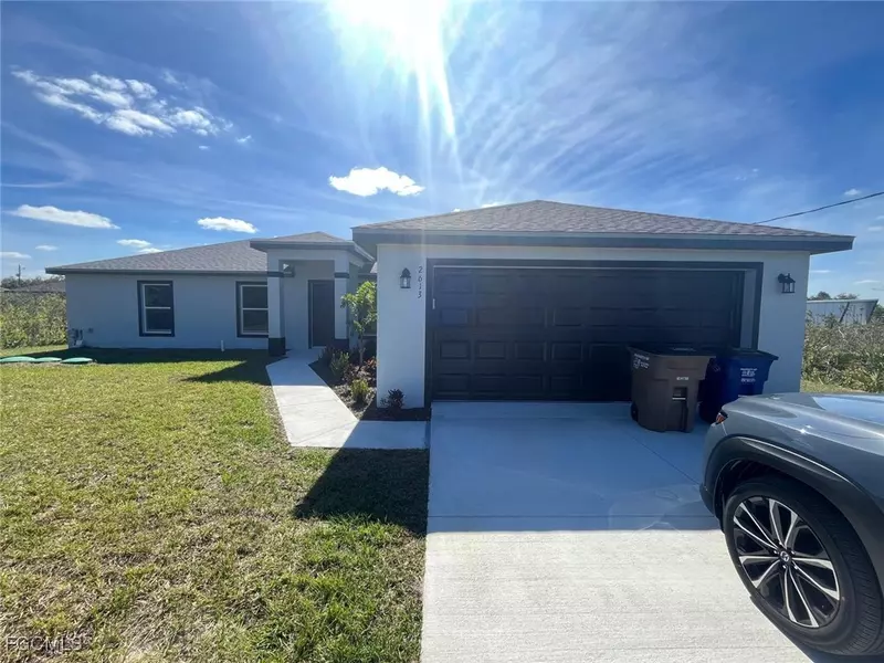 2613 72nd ST W, Lehigh Acres, FL 33971