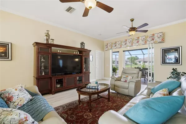 Cape Coral, FL 33990,622 SE 8th PL