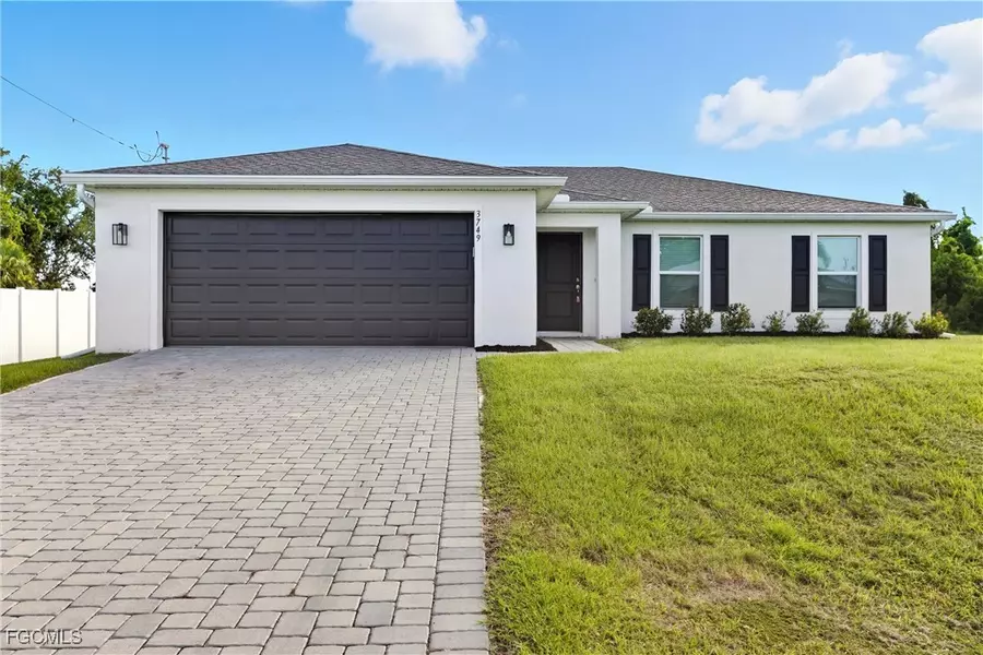 3749 NE 15th PL, Cape Coral, FL 33909