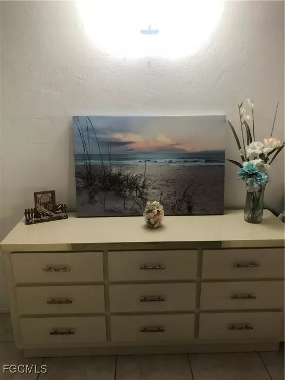 North Fort Myers, FL 33903,3300 N Key DR #4W