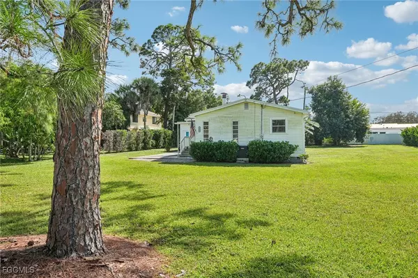 Bonita Springs, FL 34134,4331 Tarpon AVE SW