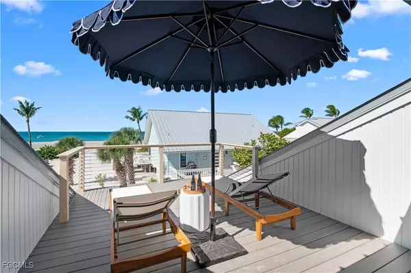Captiva, FL 33924,24 Beach Homes