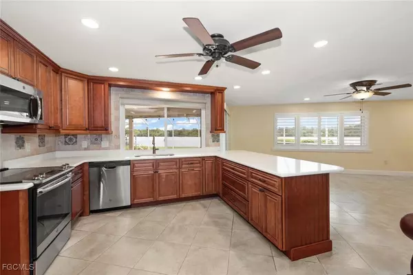 Fort Myers, FL 33905,13314 Island RD