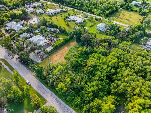 Other, FL 33956,4689 Woodstock RD