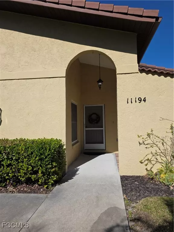 Bonita Springs, FL 34135,11194 La Coruna LN