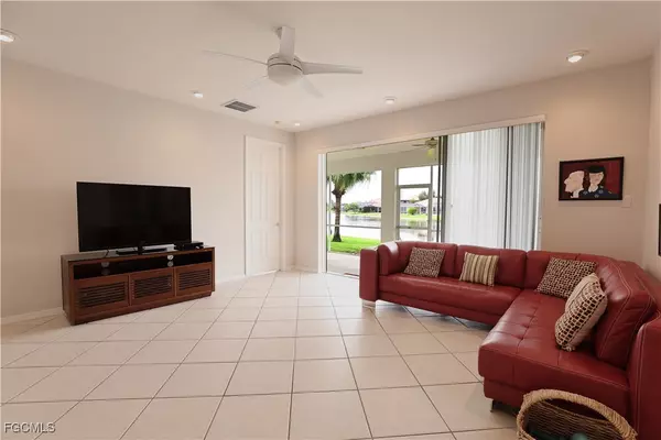 Fort Myers, FL 33913,11005 Lakeland CIR