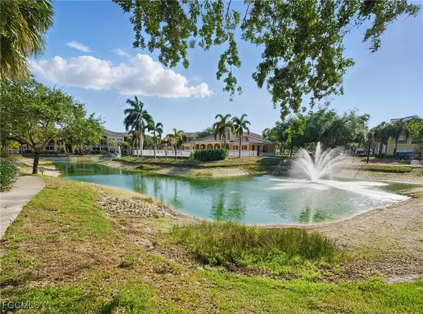 Fort Myers, FL 33901,4113 Residence DR #215