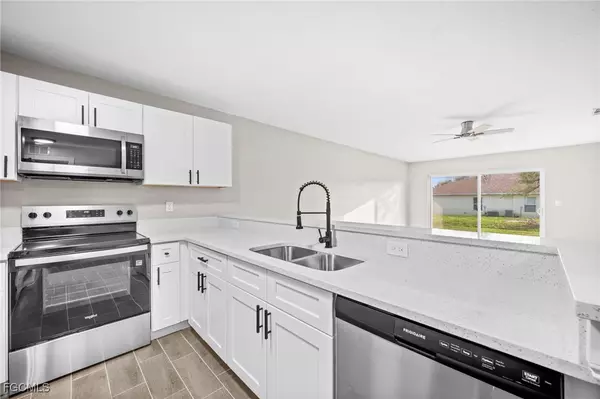 Lehigh Acres, FL 33973,4541/4543 27th ST SW