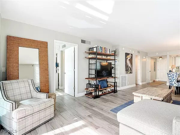 Fort Myers Beach, FL 33931,2810 Estero BLVD #312