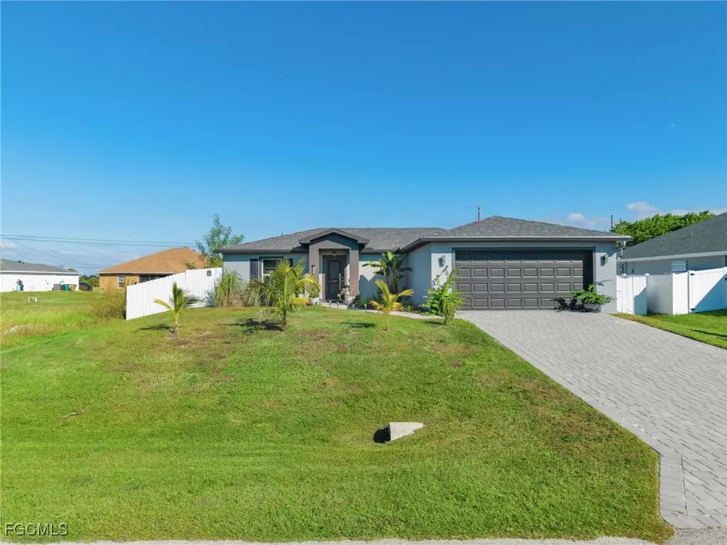 Cape Coral, FL 33909,2737 NE 2nd PL