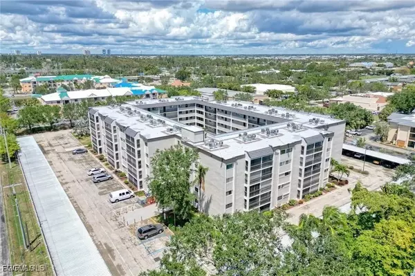 2121 Collier AVE #311, Fort Myers, FL 33901