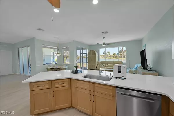 North Fort Myers, FL 33917,20634 Dennisport LN