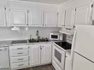 North Fort Myers, FL 33917,174 Overland TRL