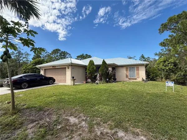447 Jaguar BLVD, Lehigh Acres, FL 33974