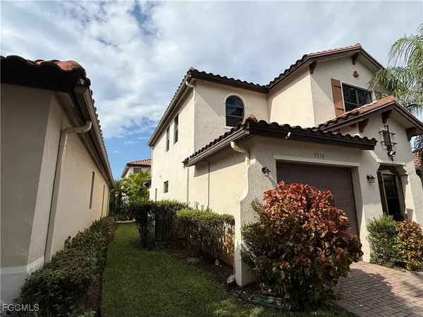 Ave Maria, FL 34142,5510 Useppa DR