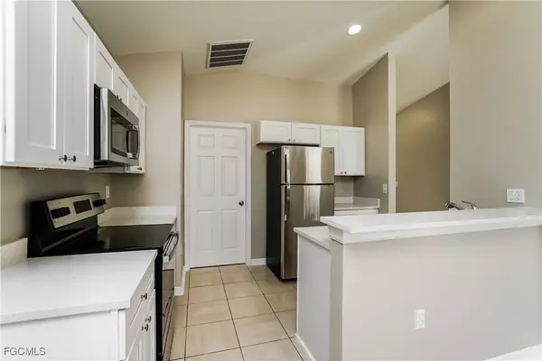 Lehigh Acres, FL 33974,1066 Fayette AVE