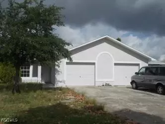 1212 SE 24th AVE, Cape Coral, FL 33990