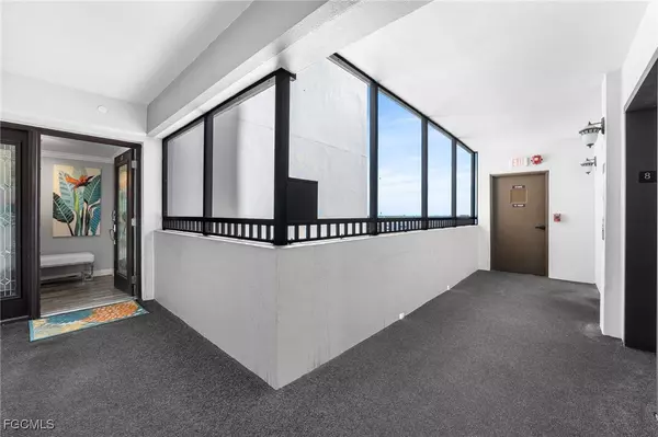 Fort Myers, FL 33901,1910 Virginia AVE #803