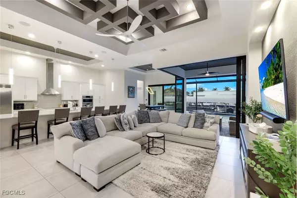 Cape Coral, FL 33904,5130 Atlantic CT