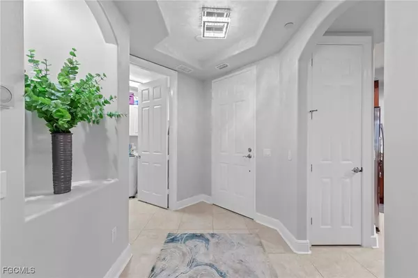 Naples, FL 34119,580 El Camino Real #3202