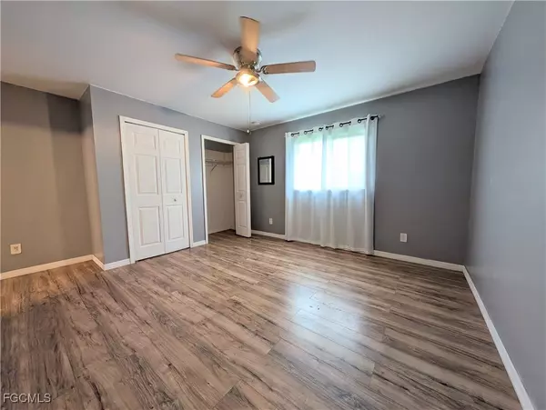 Lehigh Acres, FL 33973,2403 Mae AVE S