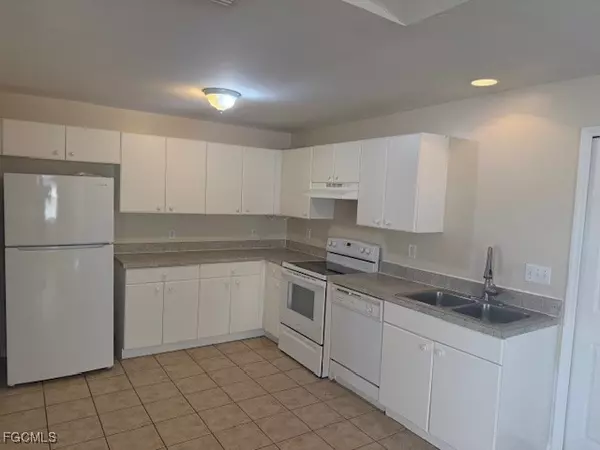 Lehigh Acres, FL 33973,1116/1118 Ichabod AVE