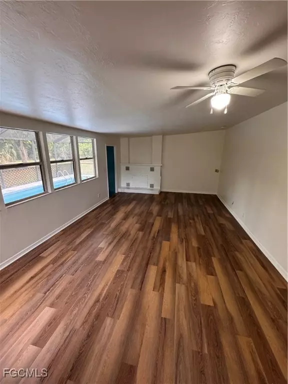 Fort Myers, FL 33901,1840 Maple AVE