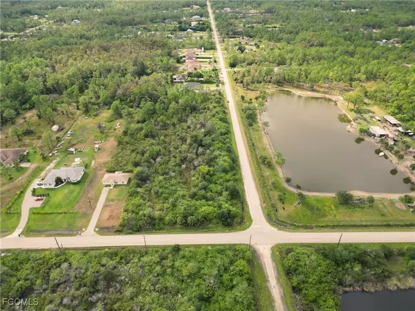 Naples, FL 34120,DESOTO BLVD N