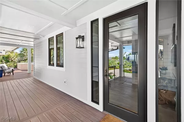 Sanibel, FL 33957,5079 Joewood DR