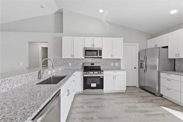 Cape Coral, FL 33909,409 NE 25th TER