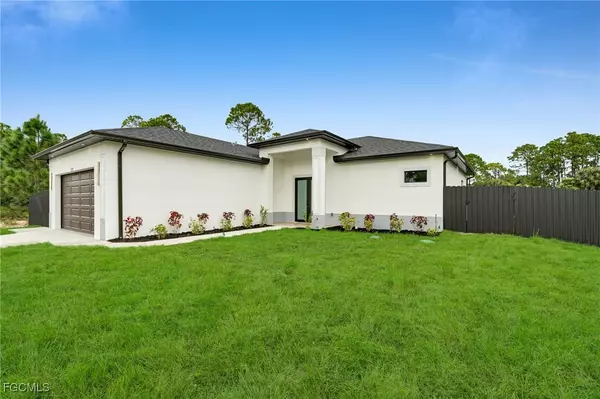 Lehigh Acres, FL 33974,539 Addison ST E