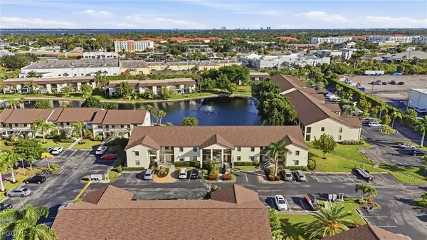 Fort Myers, FL 33919,9270 Lake Park DR #201