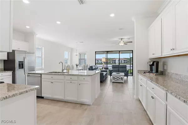 Fort Myers, FL 33913,12020 Arbor Trace DR